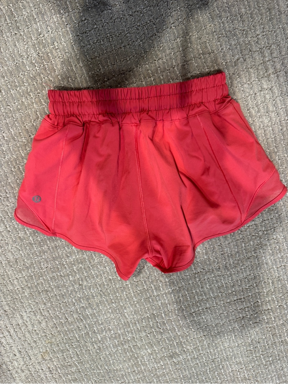 lululemon athletica hotty hot - coral